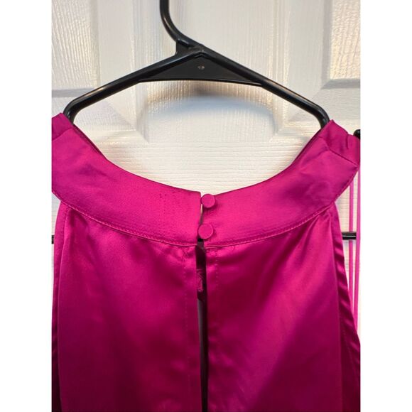 Fuschia Sleeveless Plus Size Blouse - Picture 8 of 8